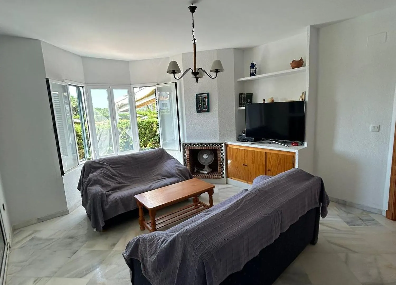 Apartamento A Pie De Playa En Urbanizacion Con Piscina エル・ロンピド スペイン