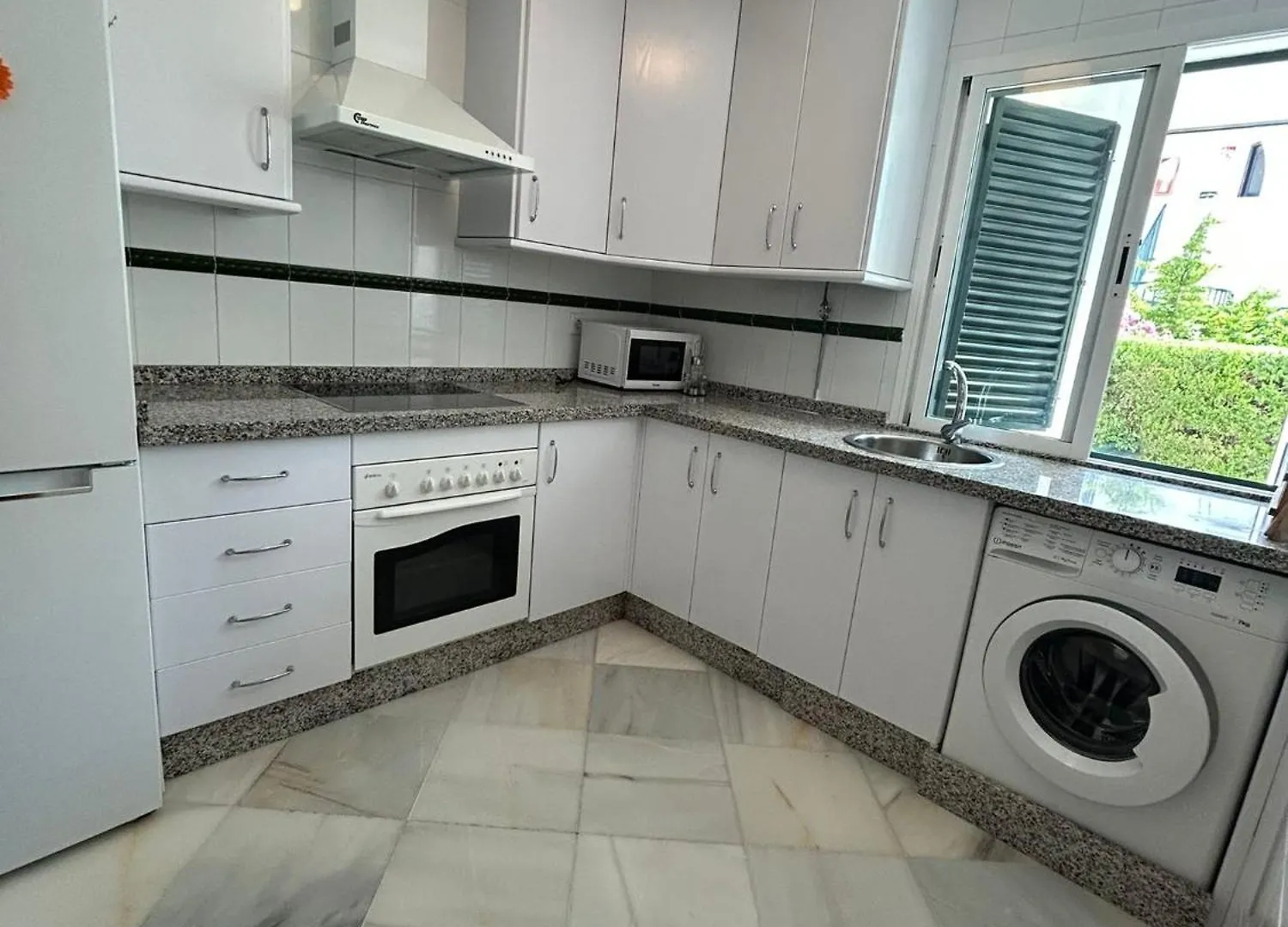 Apartamento A Pie De Playa En Urbanizacion Con Piscina エル・ロンピド スペイン